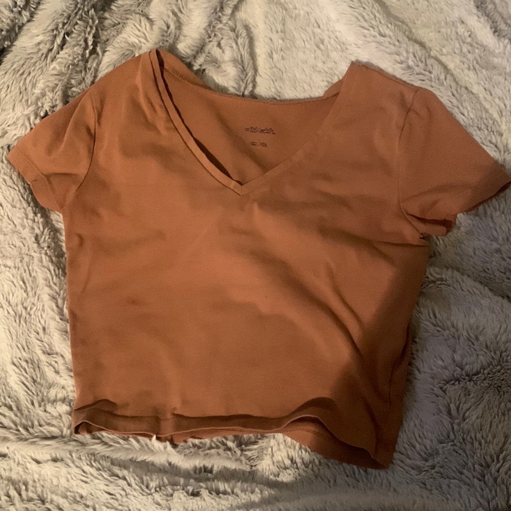 brown top